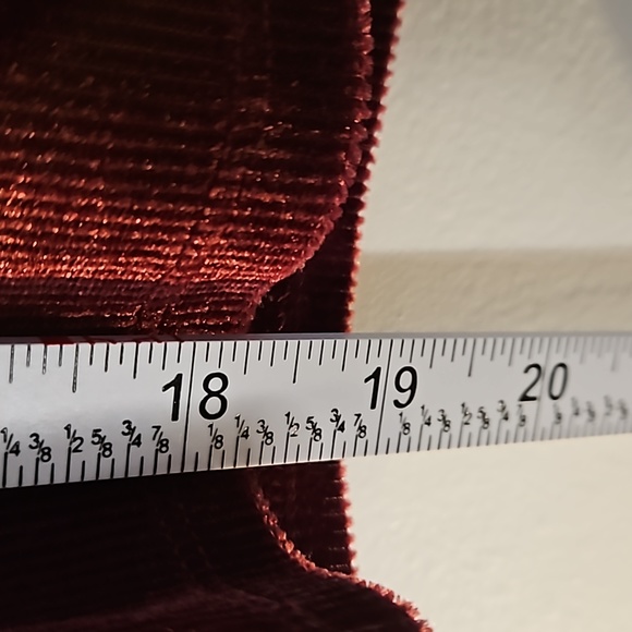 Forever21 Red Velvet Comfortable T-shirt Size Small - Picture 7 of 10